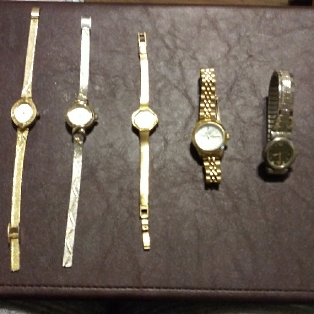 I have a lot of 7 vintage antique watches